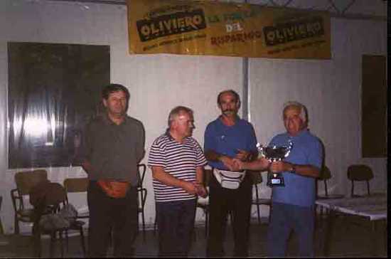  Rimini 41� Trofeo DLF Interregionale di bocce, premiazione dei vincitori primi classificati, da parte del Capo Gruppo Renato Tosi, i soci Alfredo Canini, Giancarlo Pari e Luciano Ficarelli. 