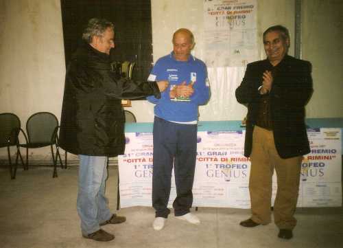  1&deg; Trofeo di Bocce Genius 10 - 14 aprile 2007: la foto riprende una fase delle premiazioni. 