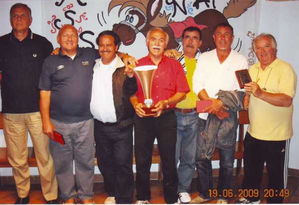 Nella foto la favolosa squadra del DLF Rimini: da sinistra: Marco Corbelli, Umberto Manfroni, Lorenzo Galli, Luigi Mazzoni, Piero Balducci, Loris Garattoni, Bruno Zavatti.